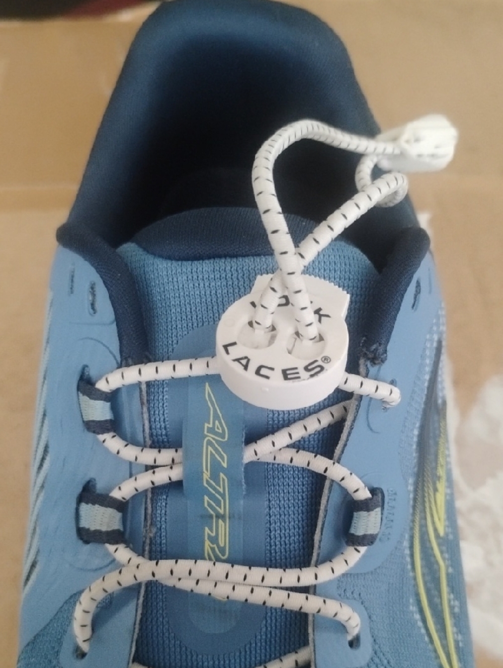 Altra Paradigm 7 - Picture 3 of 11
